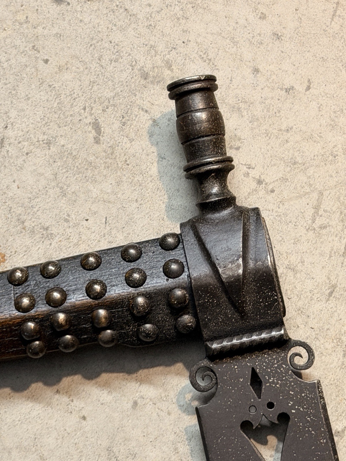 1800’s Native American Lakota (Sioux) Knife–Tomahawk with Beaded Drop