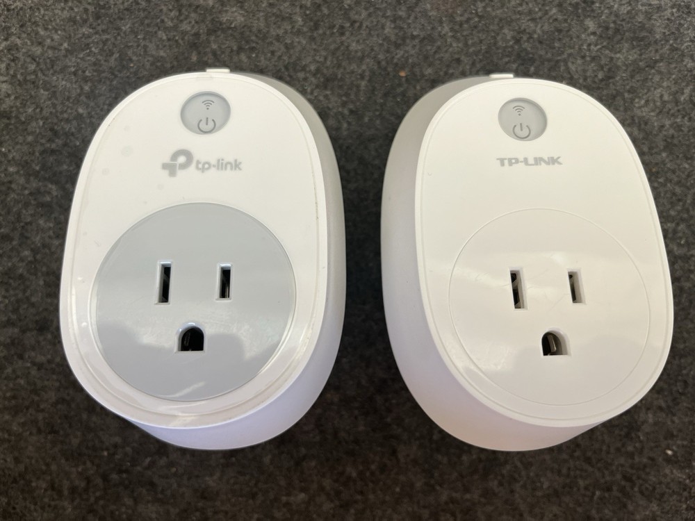 TP-Link Smart Wi-Fi Plugs HS100 + HS110