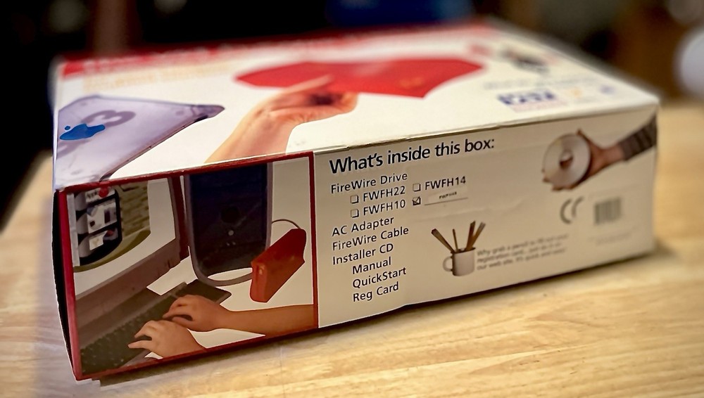 SmartDisk VST Firewire Portable External Hardrive / Enclosure / Video Software