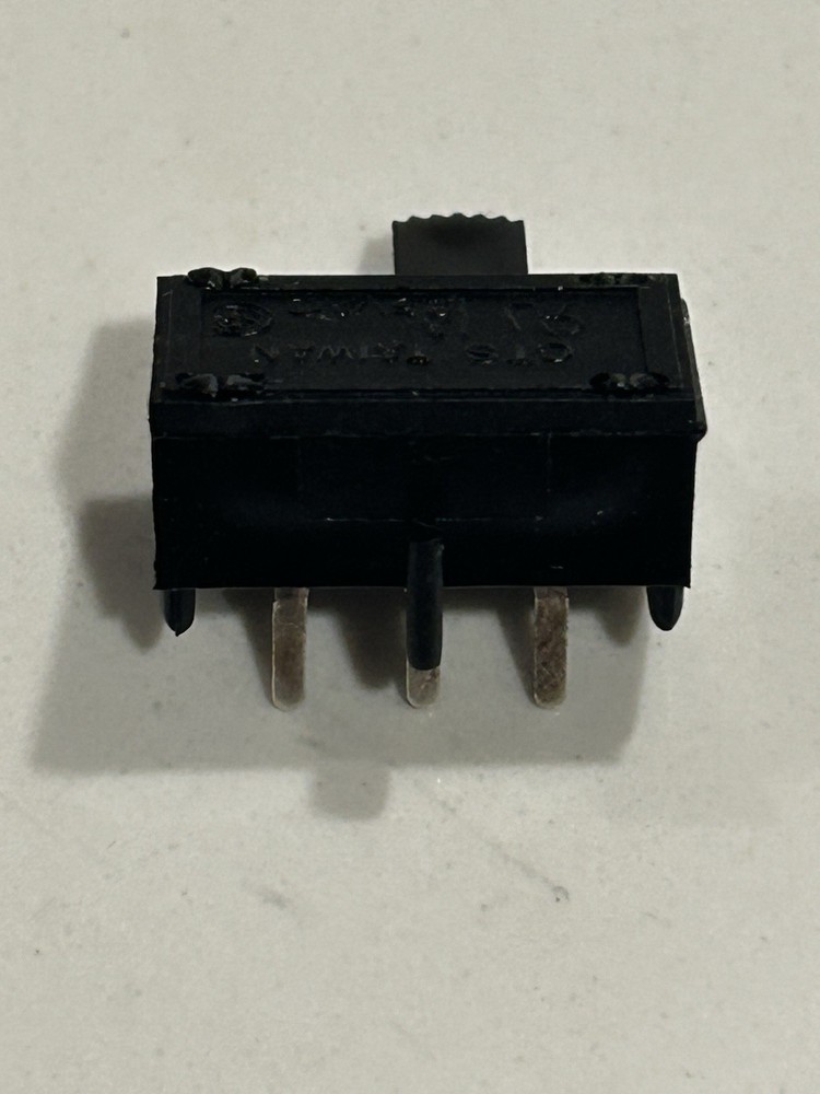 20Pcs 2 Position 3Pins SPDT Right Angle Panel Mount Slide Switch 120v 1amp.