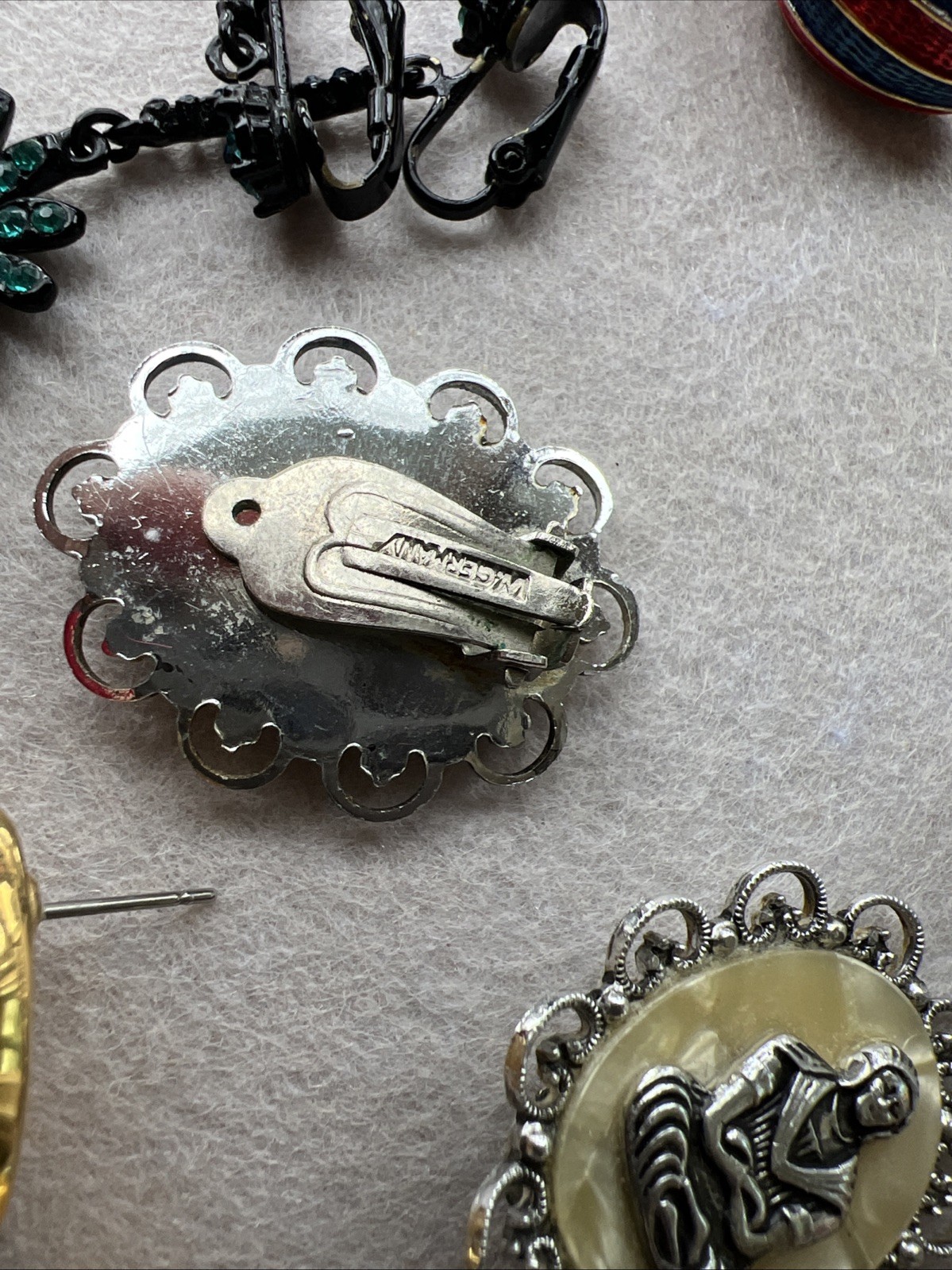 Vintage HIGH END COSTUME EARRING LOT - 13 Pair - Boucher, Trifari, Juliana +++!