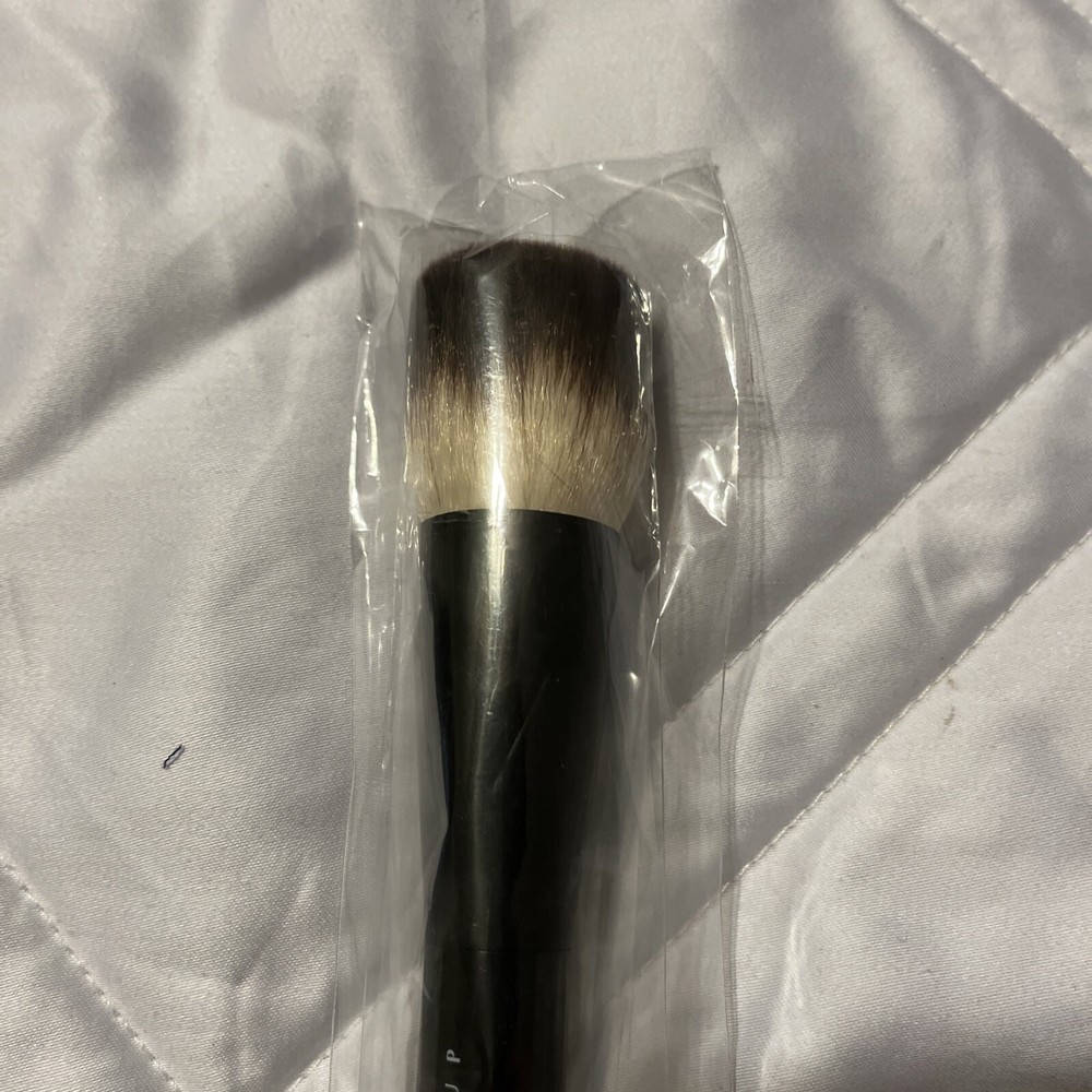 NYX Professional Makeup Pro Multi-Purpose Buffing Brush PROB03 Black