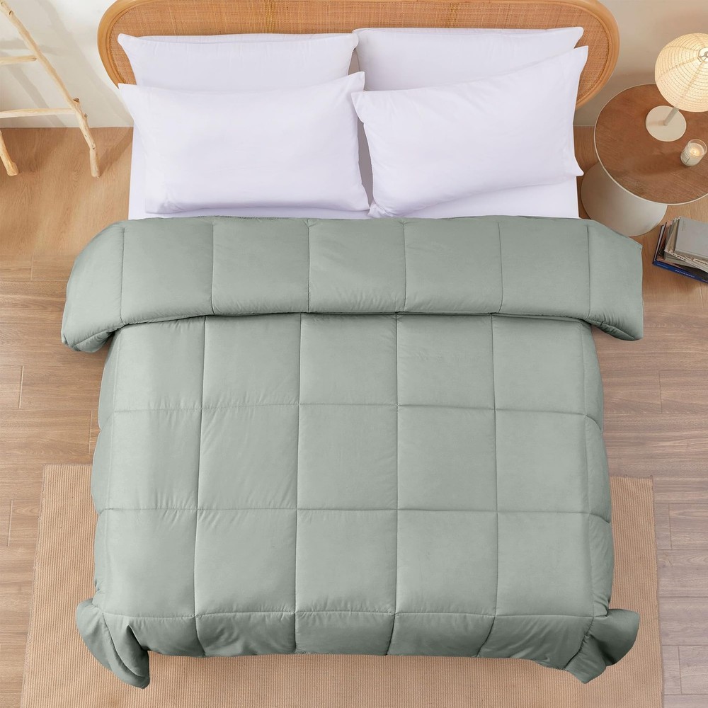 Modern Threads Reversible Down Alternative Comforter White/Gray Queen