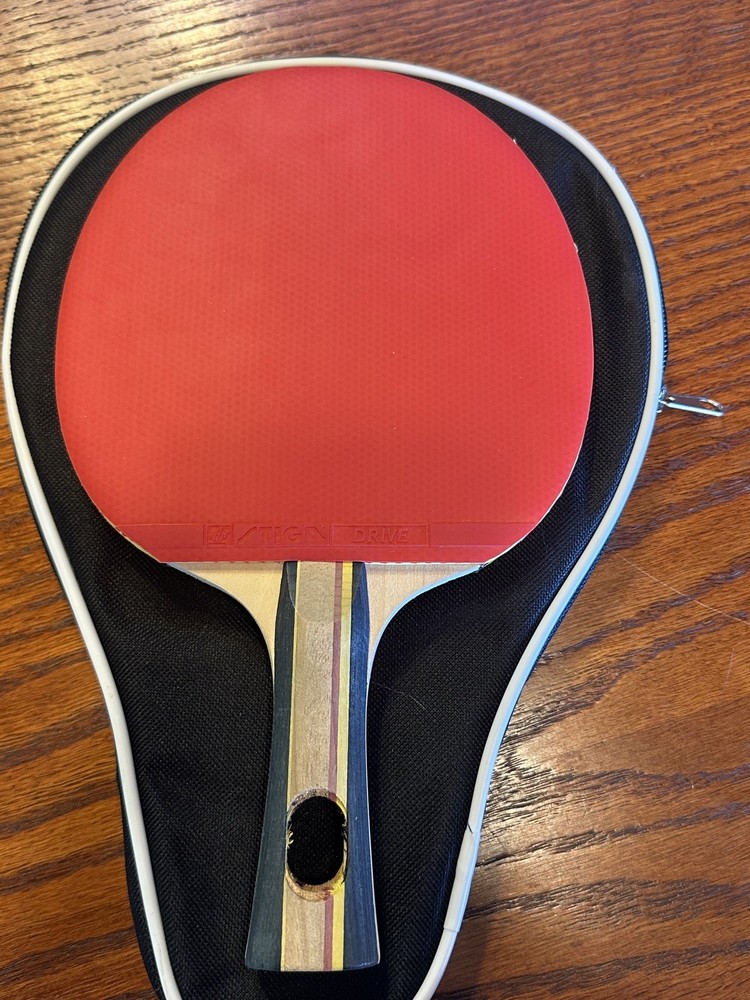 STIGA Ping Pong Paddle with Case  - new condition