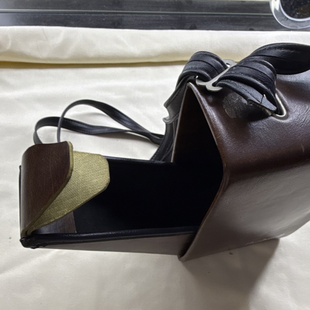 Bushnell Brown Leather Binocular Case/Bag with Shoulder Strap Leather Accessory