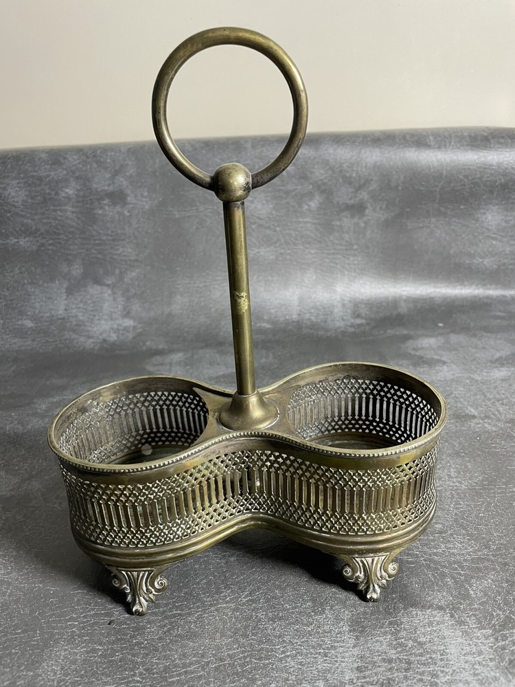Silver plate Decanter Holder oil bottle holder. Pre Owned