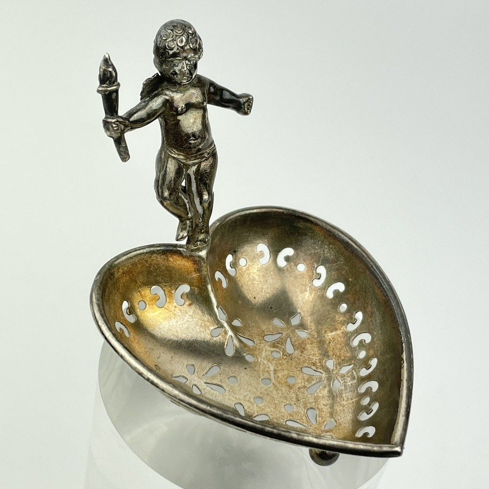 Antique Solid Silver Cherub Figural Strainer Caddy Spoon Henry Williamson 1907