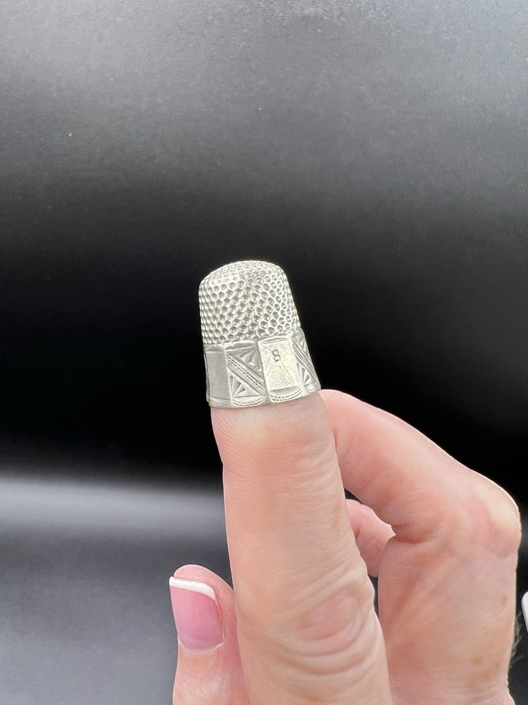 Antique Sterling Silver Thimble, Etched, Size 8