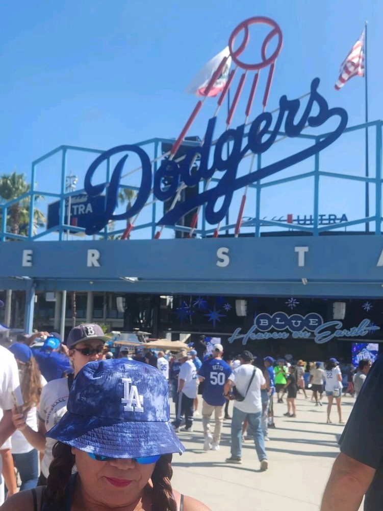 LA Dodgers Blue tie dye bucket hat