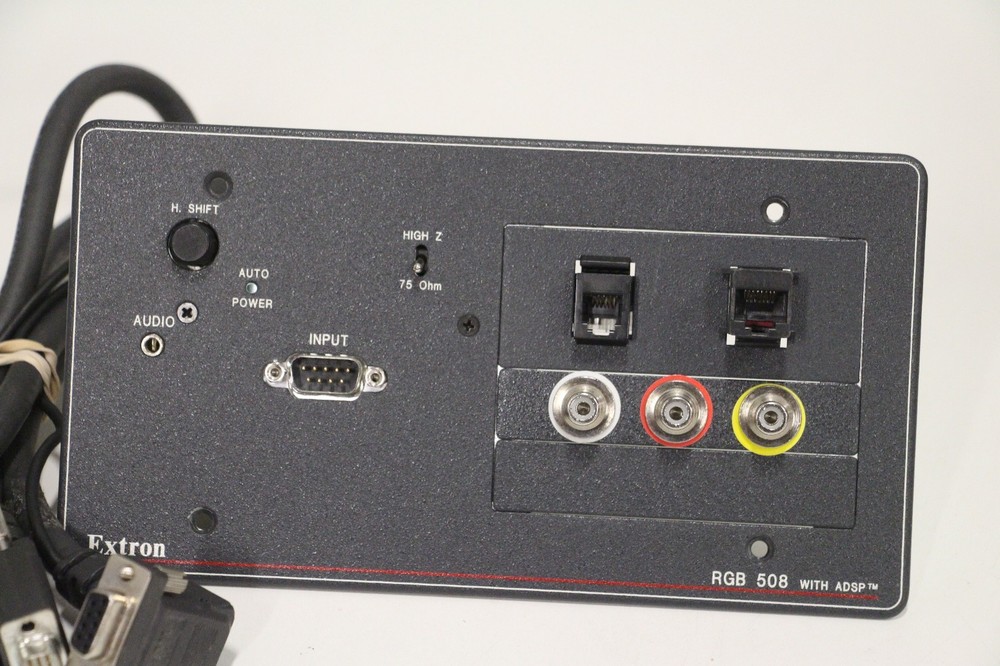 Extron RGB 500 Series Gray Interface with Audio ADSP 33-511-01 with Cable