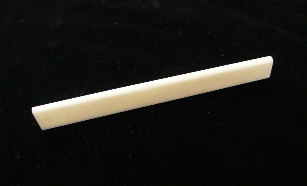 Classical Guitar Bone saddle 8 pieces 80mm DJ04