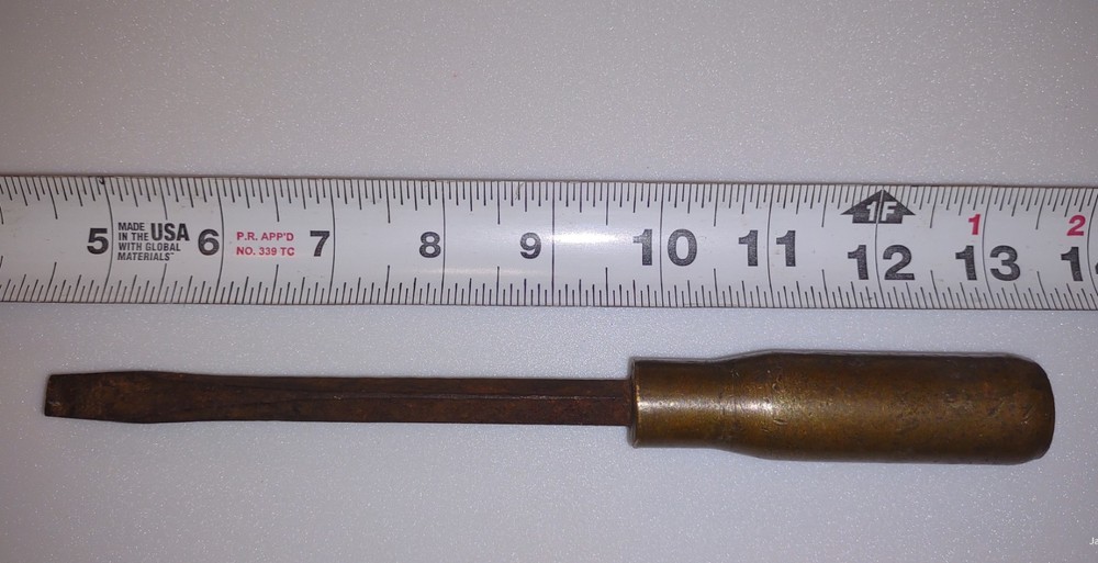 VTG 8-7/8" SOLID BRASS HANDLED SCREWDRIVER