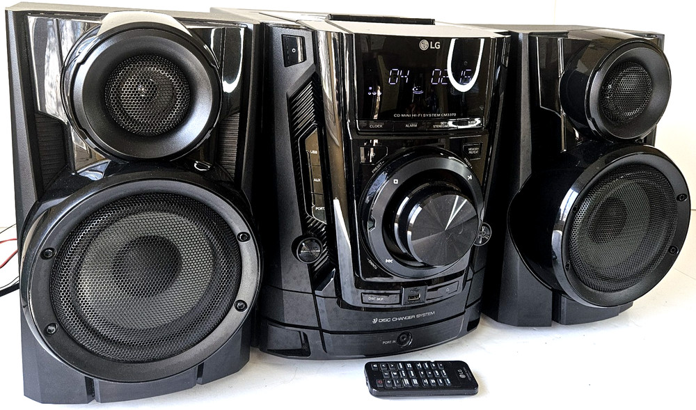 LG CM3370 Mini Hi-Fi System 200W Bluetooth CD USB w/ CMS3370 Speakers & Remote