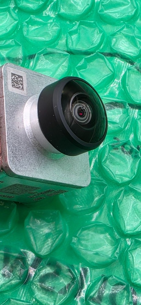 66535B65EA7 NEW OEM BMW CAMERA
