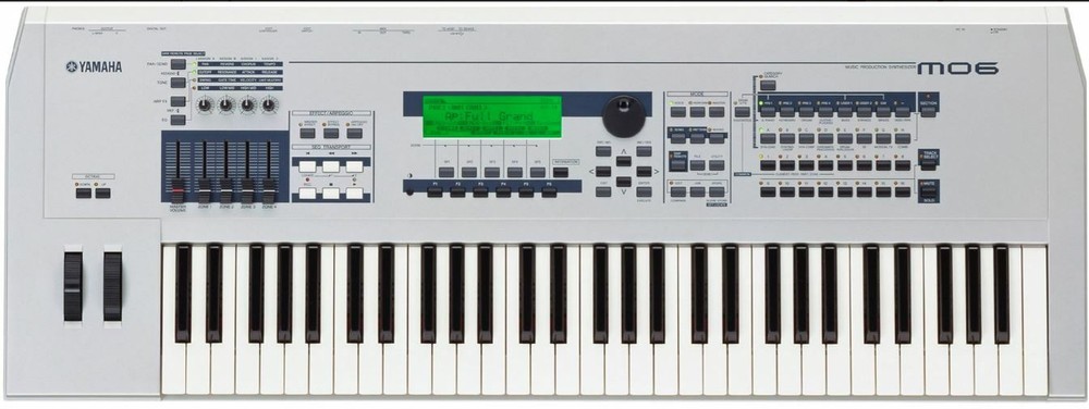 YAMAHA M06 KEYBOARD/SYNTH/WORKSTATION