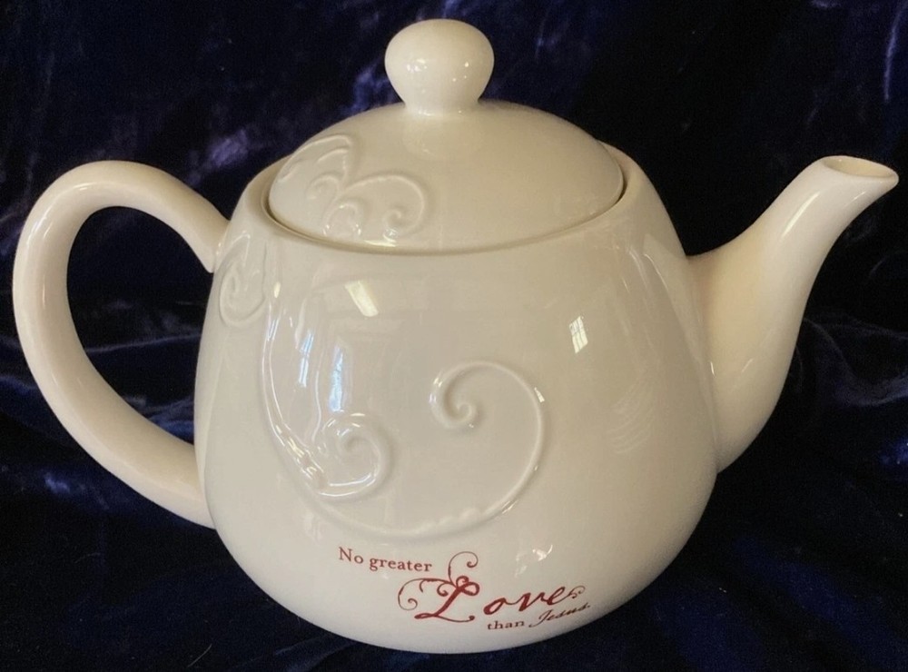 DAY SPRING "Love Came Down" TEAPOT  #53311
