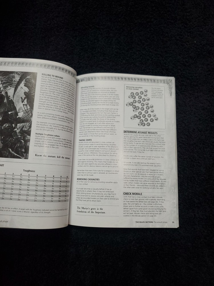 Warhammer 40,000 Rule Book. 2008 Mini