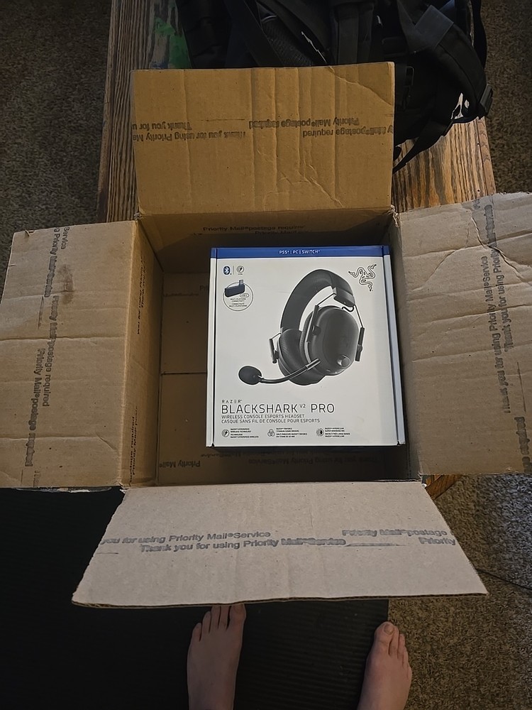 Razer BlackShark V2 Pro Wireless Console Esports Headset-PS5 PC SWITCH