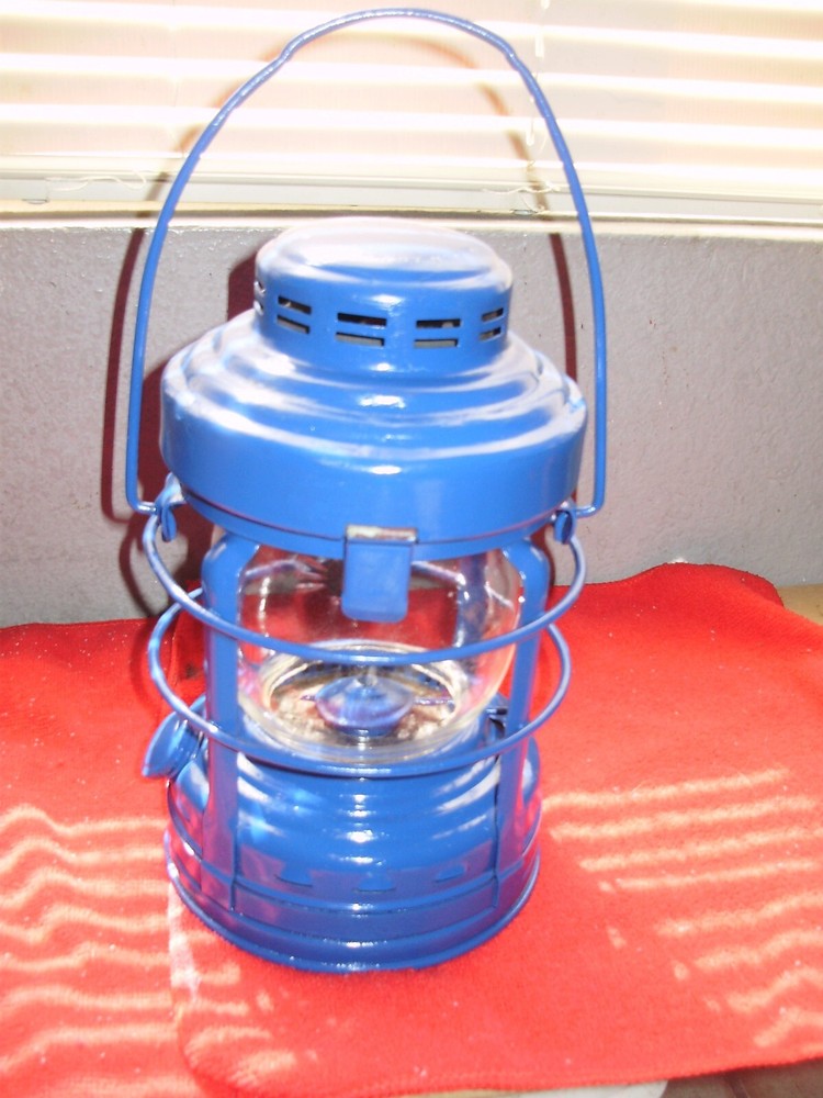 EMBURY MODEL 225 BLUE CONTRACTOR'S LANTERN