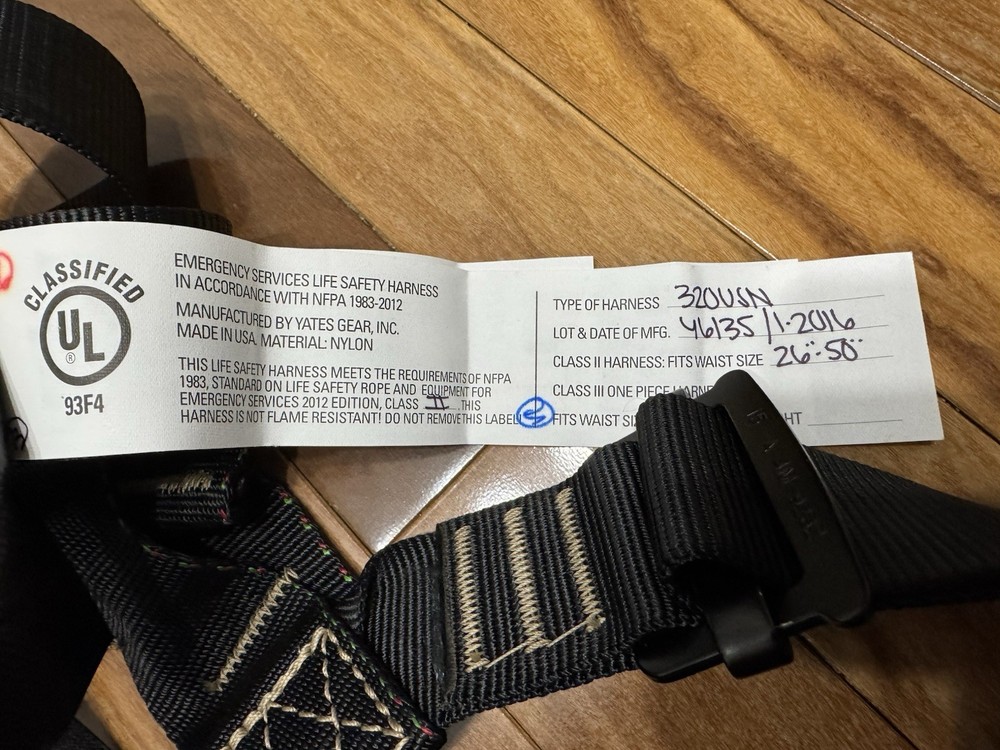 Yates 320 USN Lightweight Assault Harness Excellent Lightly Used