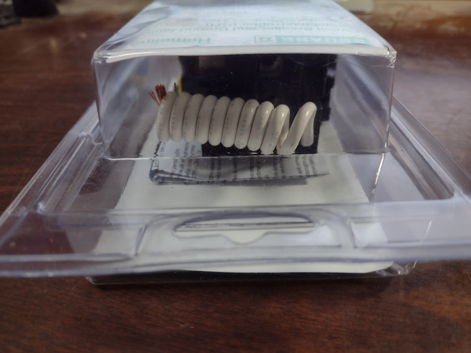 SQUARE D HOM220GFIC CIRCUIT BREAKER 20 AMP 2-POLE GFCI NEW IN PACKAGING