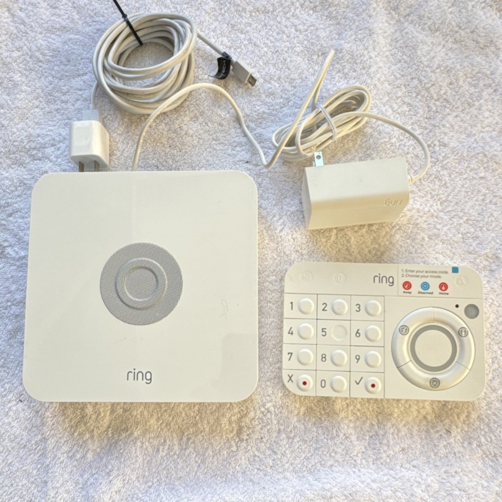Ring Security Keypad Base Station Wireless Wall Plug-In Z-Wave White (UNTESTED)