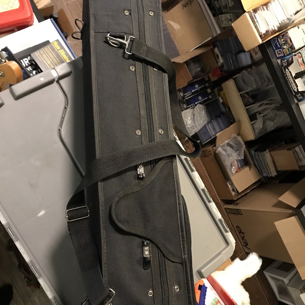 Generic 1/4 Size Violin Case With Strap and Violin - NO BOW