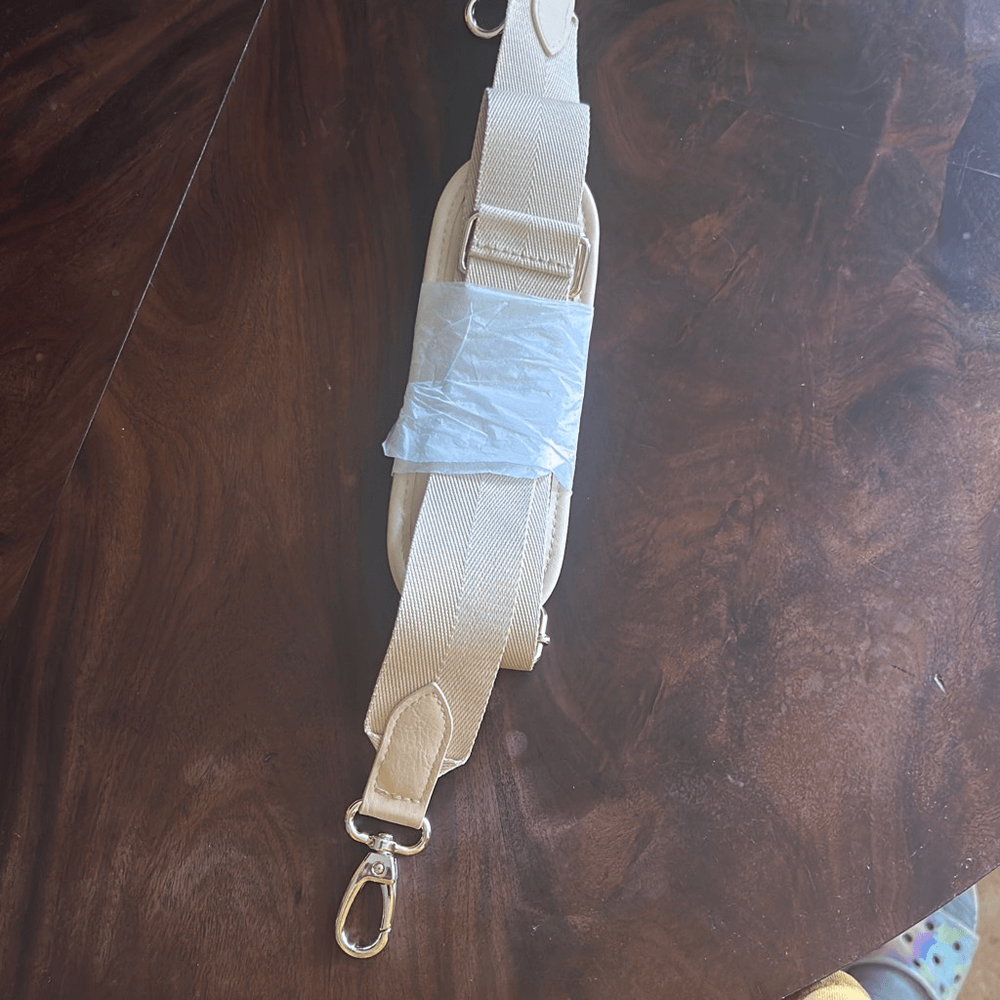 NEW BEIS Padded Strap in Beige for Beige weekender