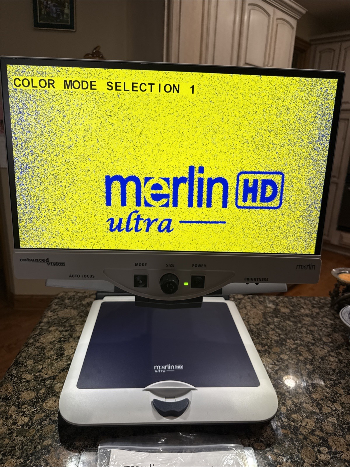 Enhanced Vision Merlin Ultra 1080 HD 22" Video Magnifier MR2UE22A w/Remote/Inst
