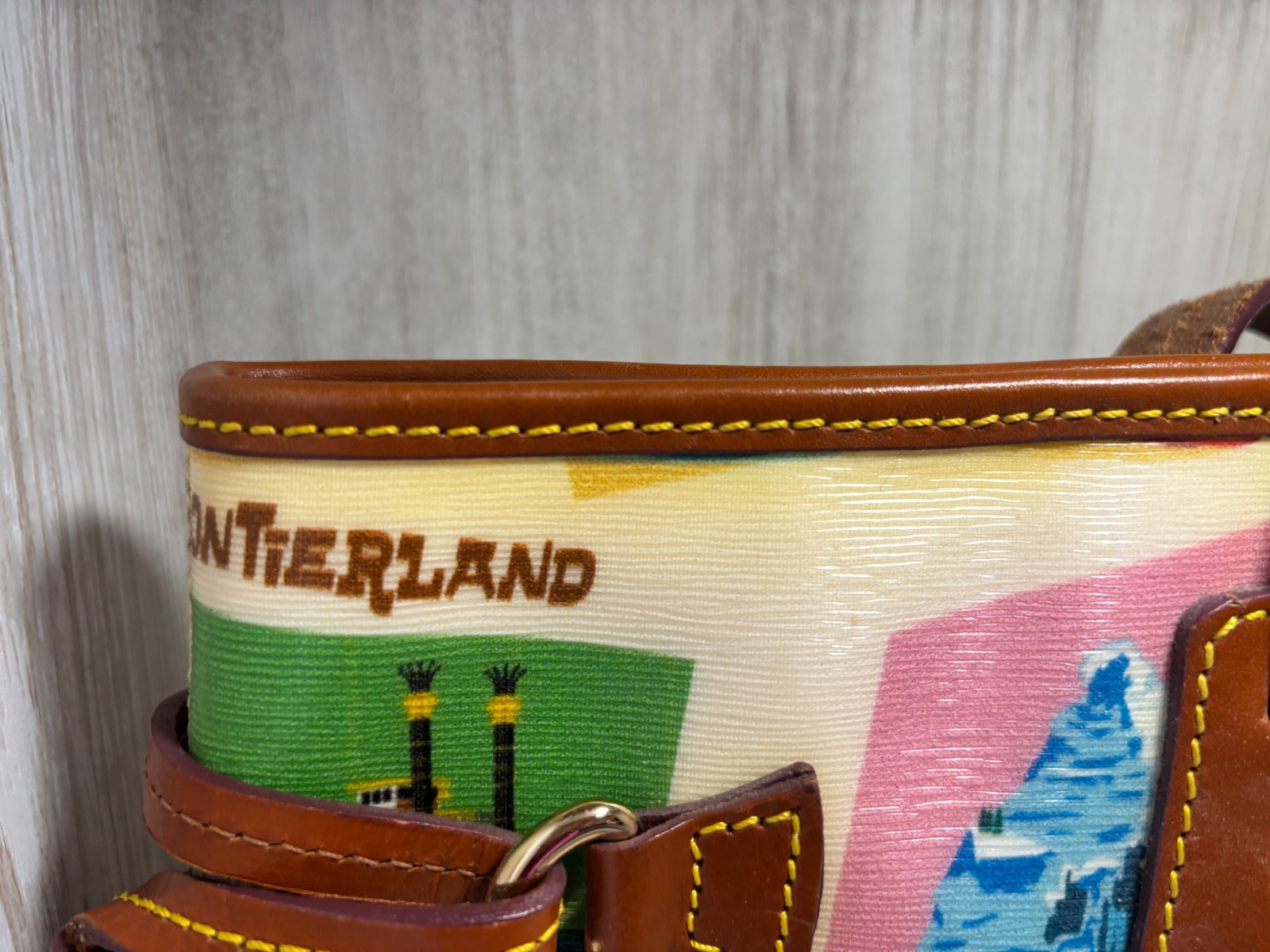 Disney Parks Dooney & Bourke May 2012 Disneyland Retro Tote Handbag LANDS Resort