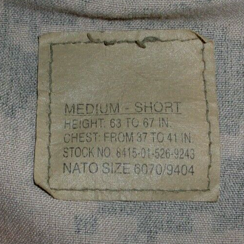 A2CU ACU DIGITAL JACKET ARMY AIRCREW COMBAT FLAME RESISTANT COAT MEDIUM SHORT