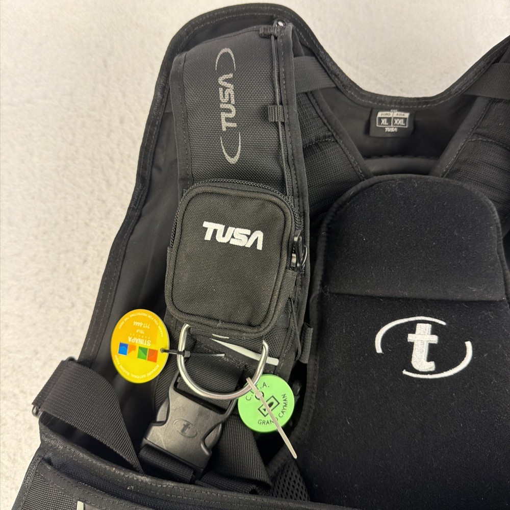 Tusa Conquest Scuba Diving BCD Excellent Condition