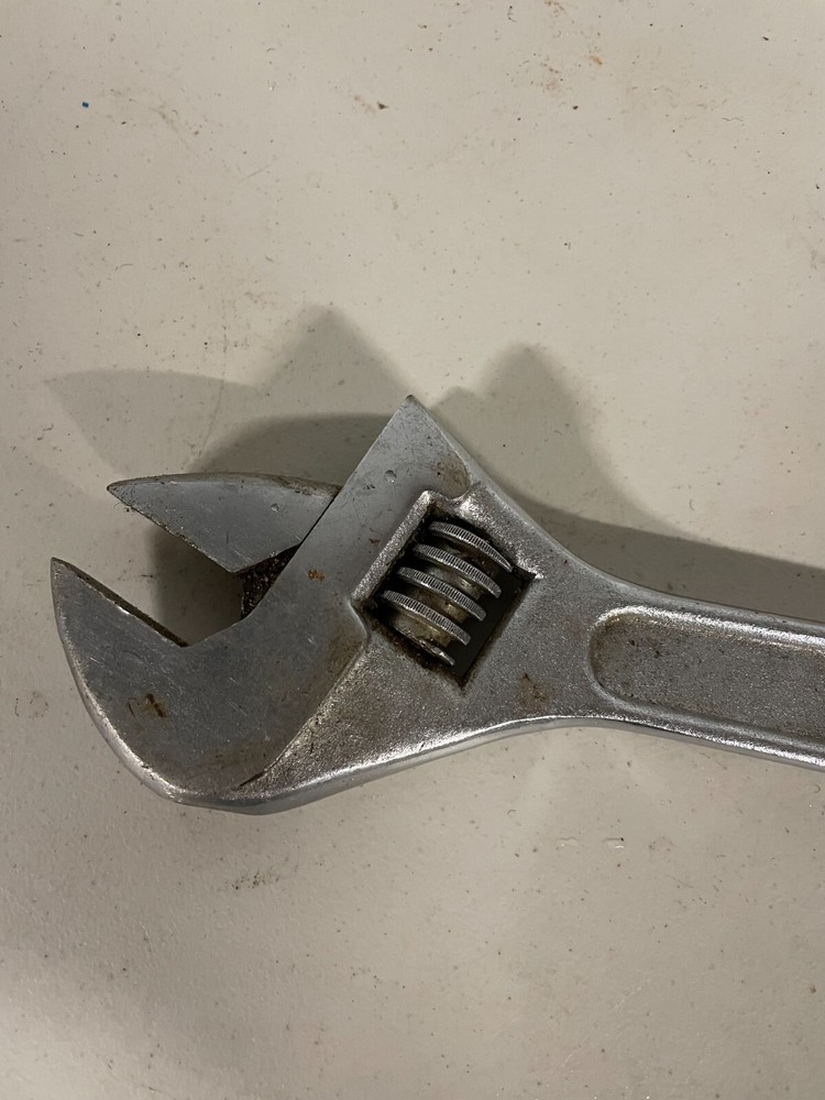 Adjustable Wrench 15 Inch Unbranded