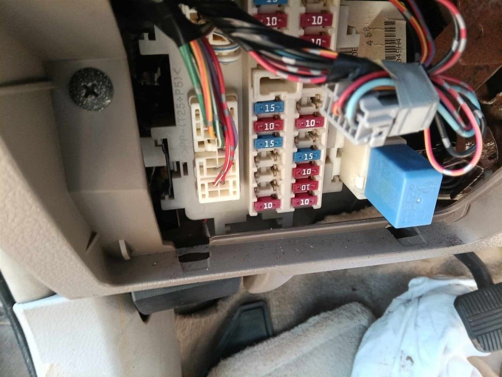 ALTIMA 2006 Fuse Box Cabin 6718