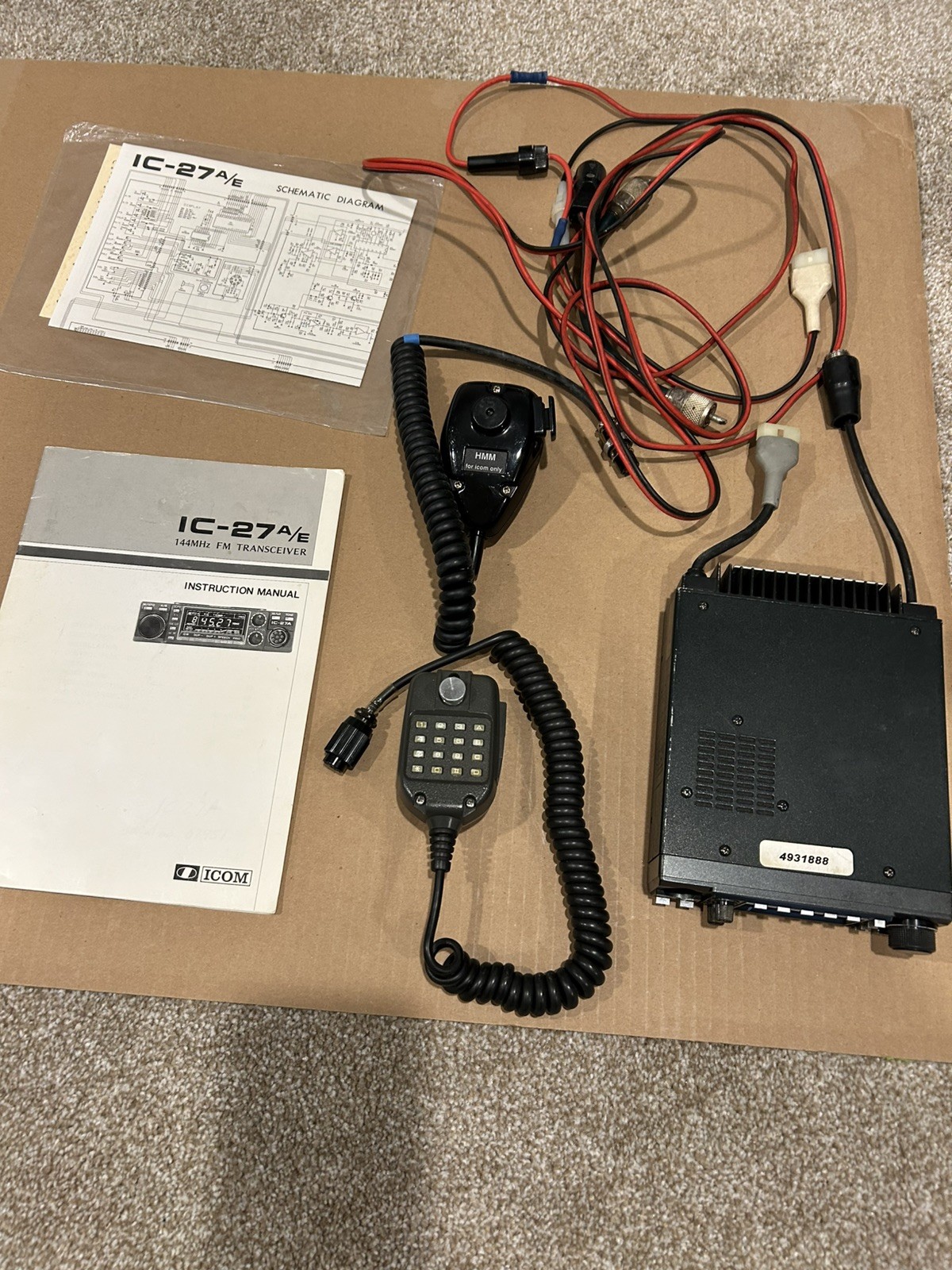 ICOM IC-27A w/ HM-23 Mic and HEIL HMM Mic