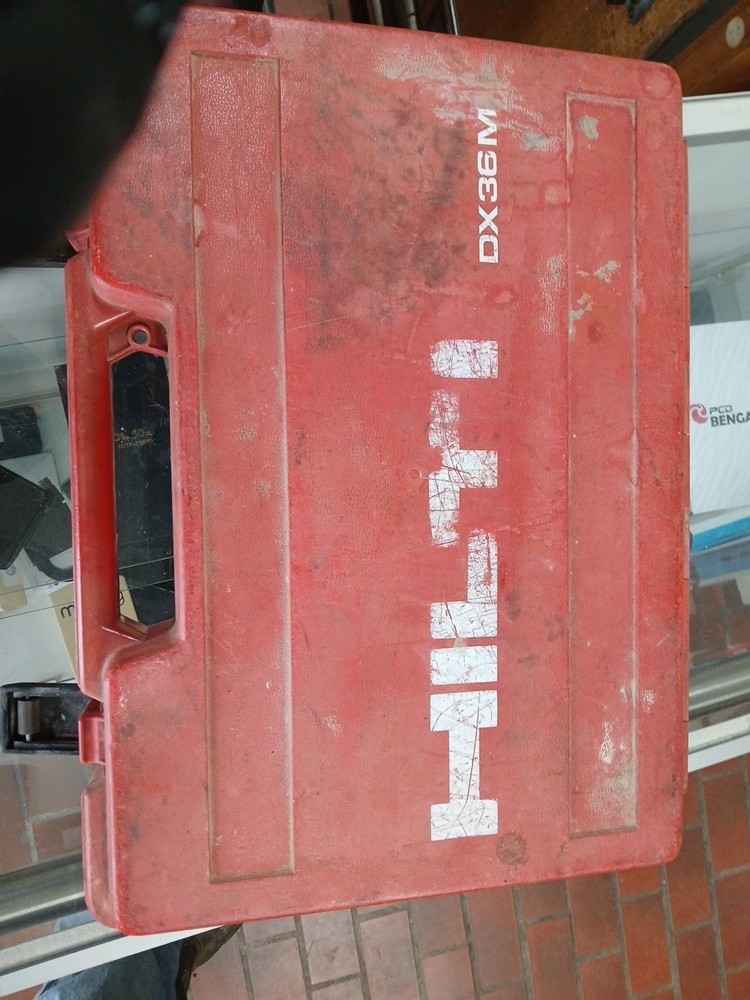 HILTI DX36M POWDER ACTUATED FASTENING TOOL & CASE TESTED