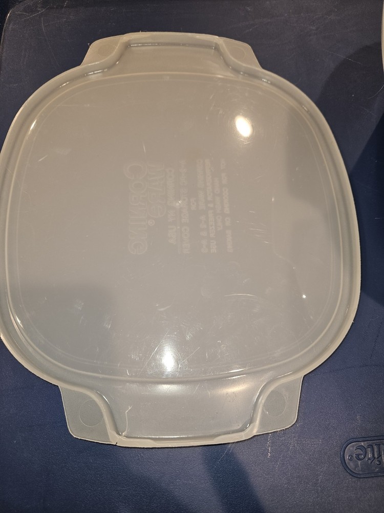 Corning Ware 3L Baking Casserole Quilt Pattern w Plastic Cover