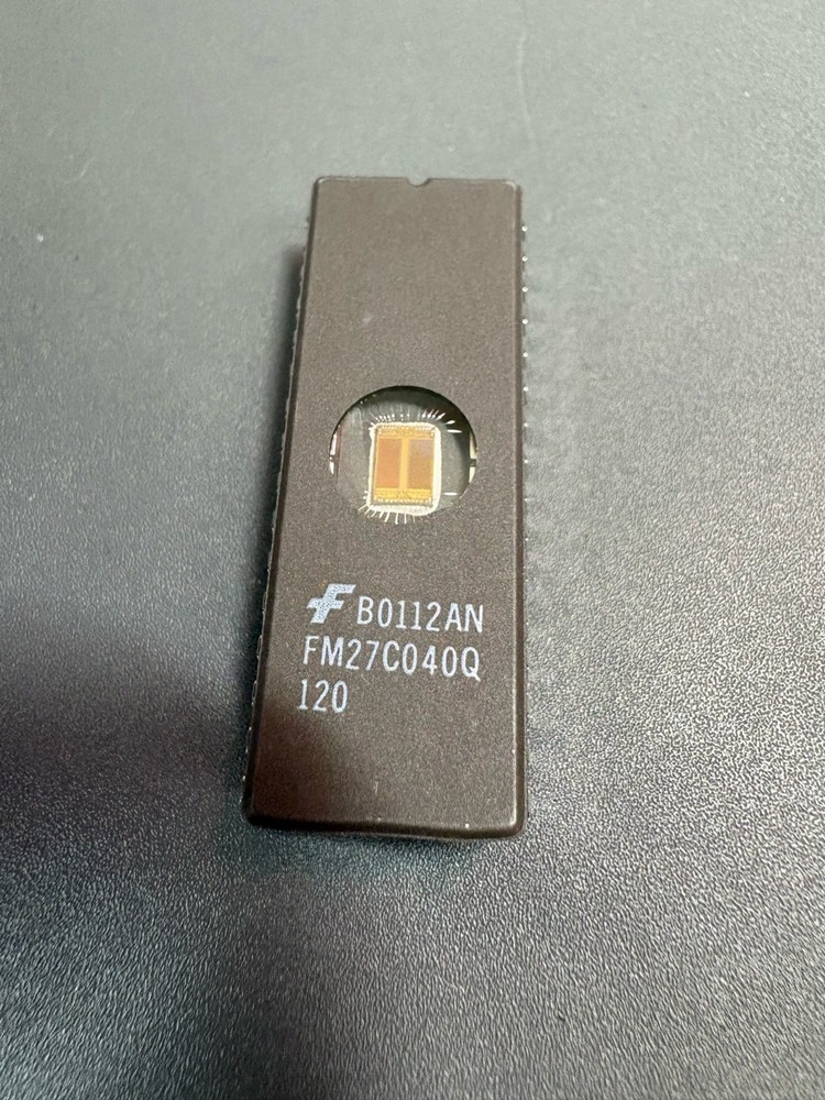 2x FM27C040Q UV EPROM Memory IC 4Mbit Ceramic DIP Window Vintage Untested