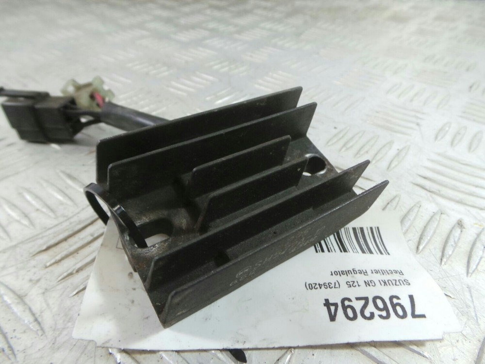 2004 SUZUKI GN125 RECTIFIER REGULATOR