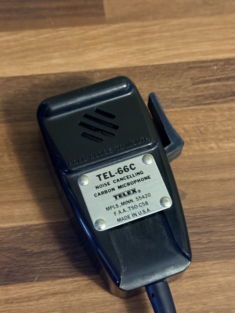Vintage Narco Tr-1000a Portable Transceiver Communication Device.