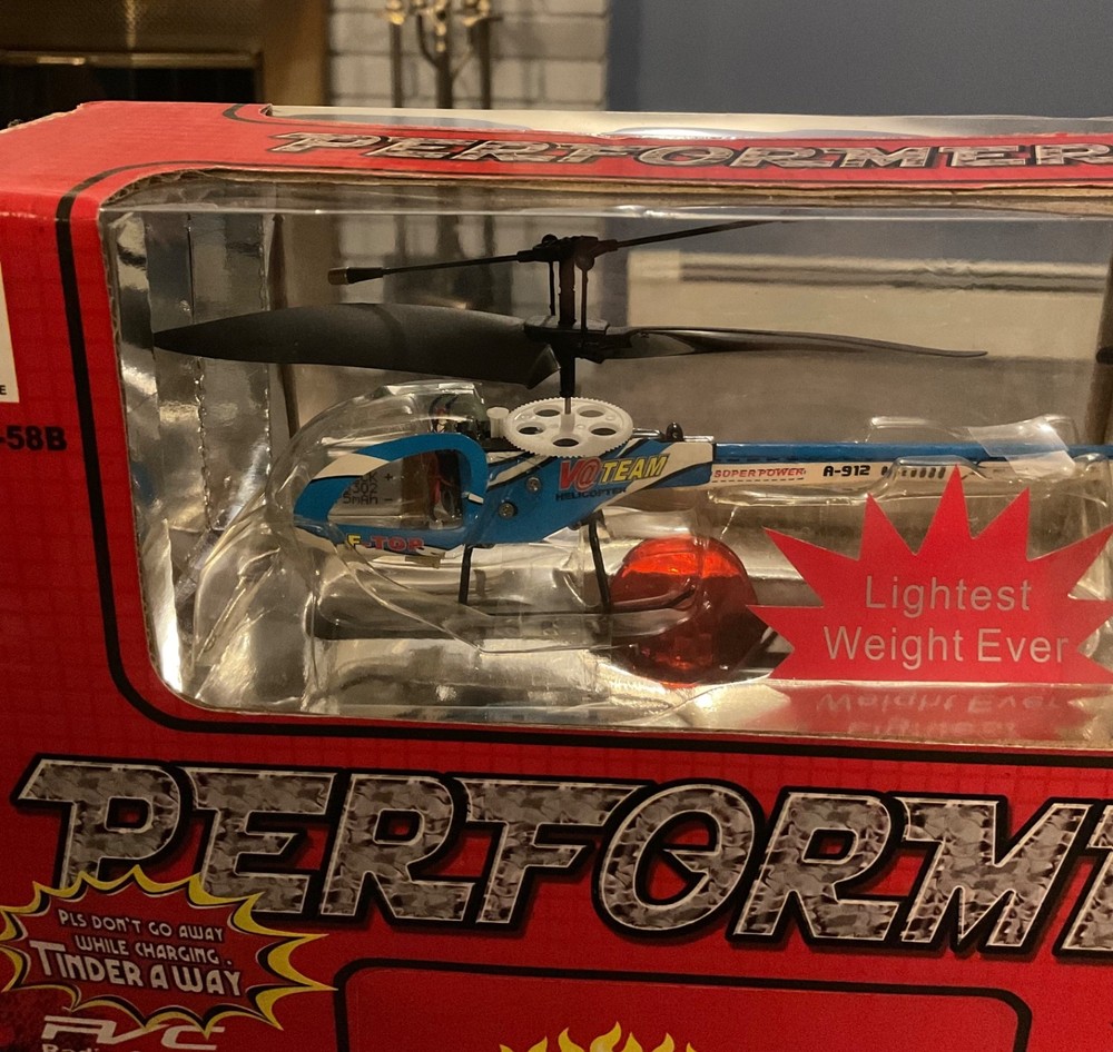 PERFORMER Remote Control HELICOPTER No. 735-58B NEW