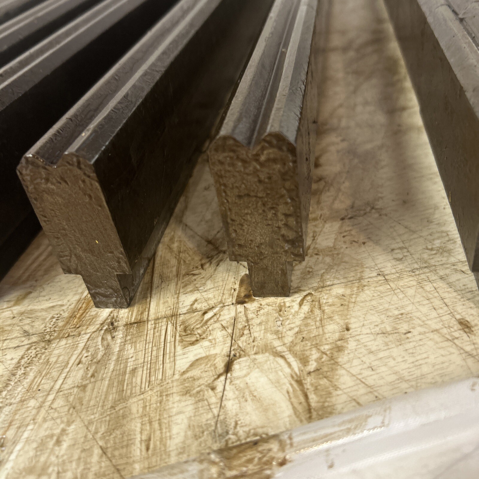 3/8” V Opening Bottom Die, 2’-12’ Long, 18 Gauge Bottom Die, .375”v, No.2-3/8”.