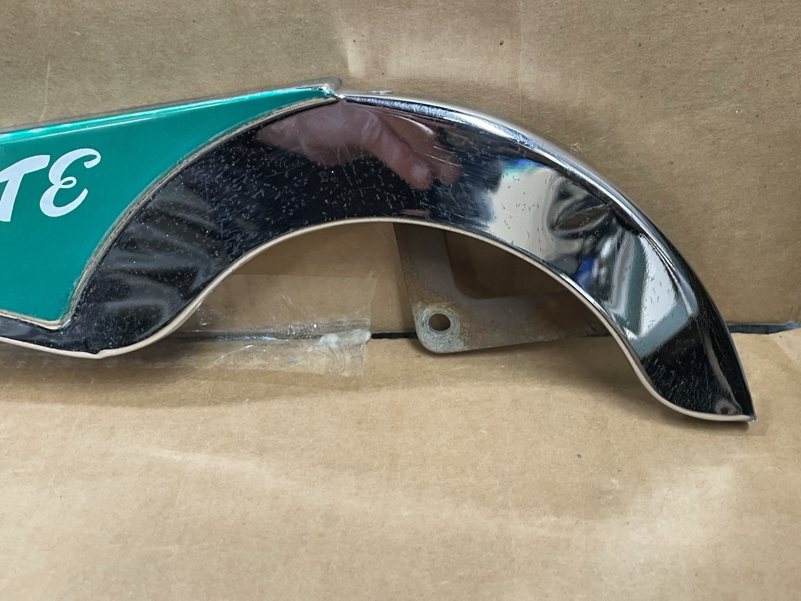 Vintage Schwinn 26” Corvette Middleweight Chainguard In Radient Green