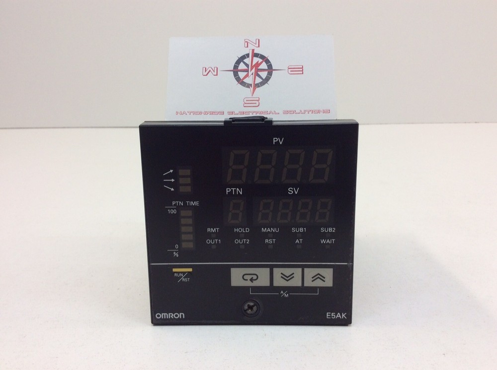 Omron E5AK-TAA2-500 Process, Temperature Digital Controller Relay LED 100~240VAC