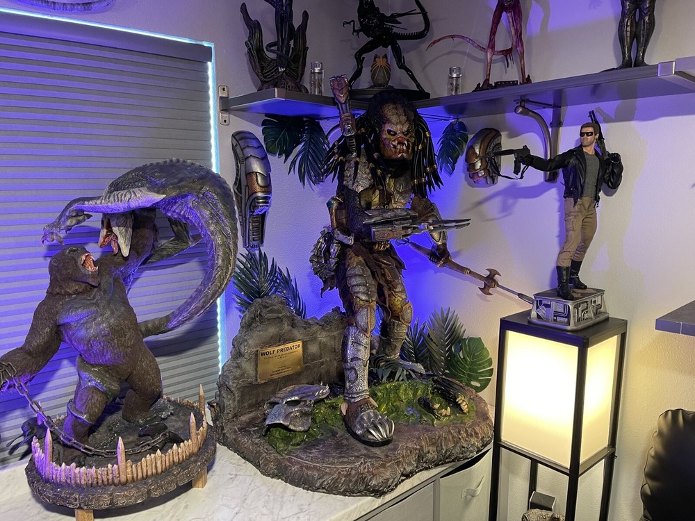 Custom Wolf Predator Statue 1:2 Scale  Alien Vs Predator