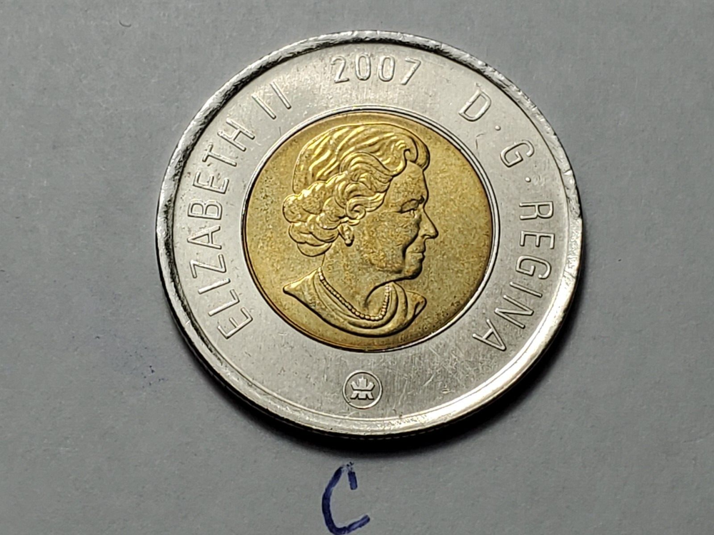 2007 CANADA 2 Dollar Toonie Coin c