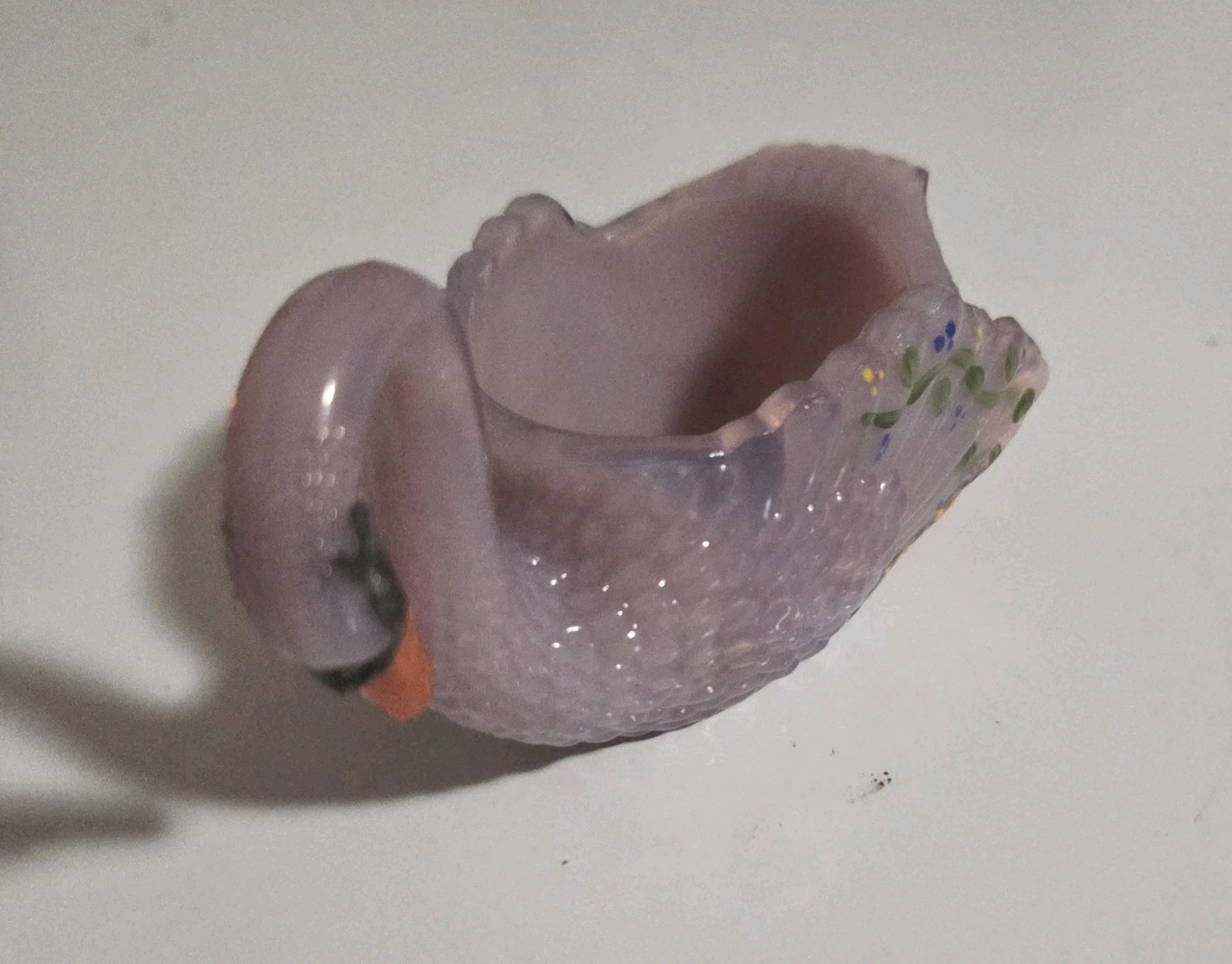 Boyd Opalescent Lavander~Hand Painted Swan Salt Cellar
