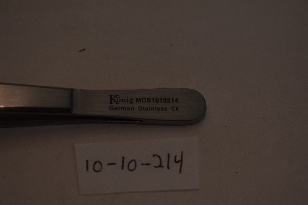 MDS 1010214 THUMB DRESSING FORCEPS SERRATED 5-1/2"