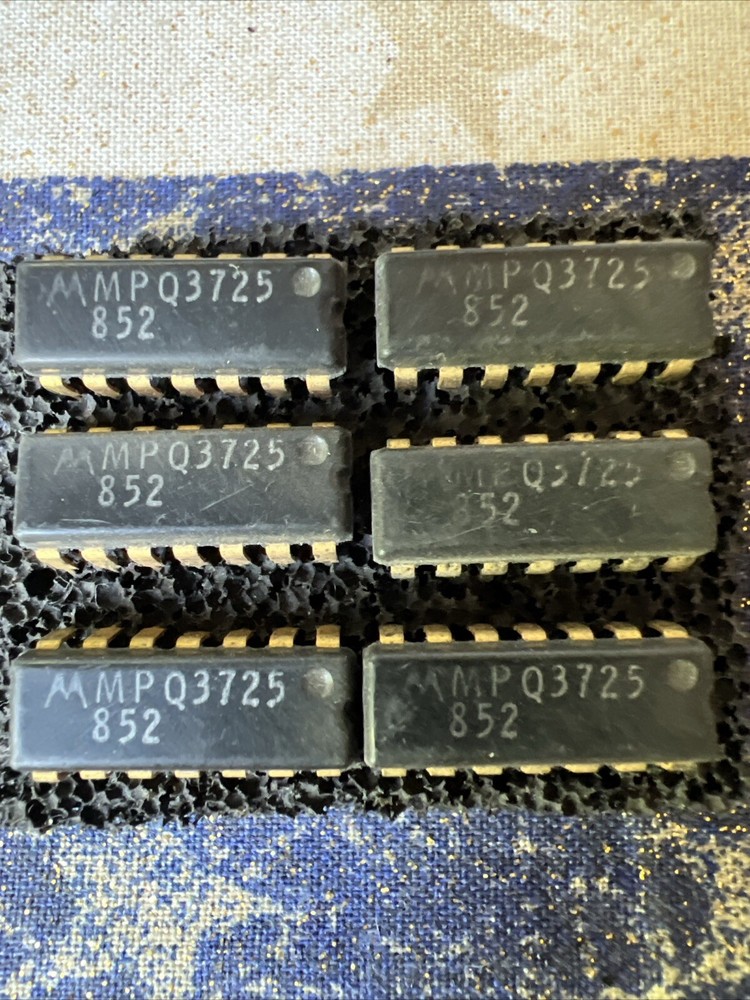 **  QUANTITY 1  **  MOTOROLA MPQ3725