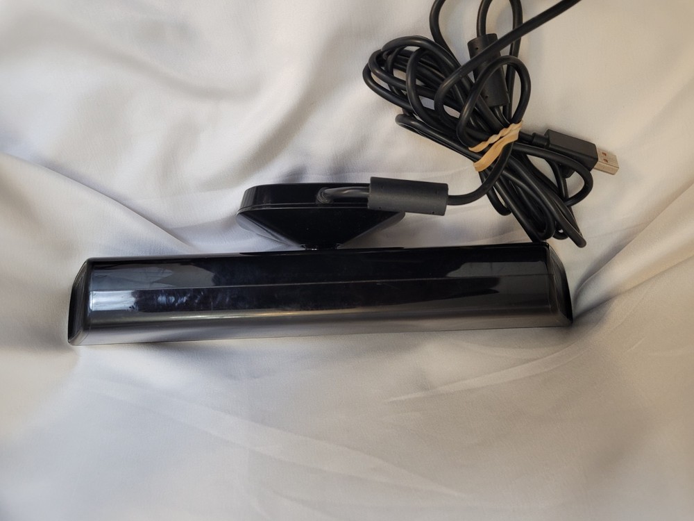 Microsoft Xbox 360 Kinect Sensor Bar Only - Black